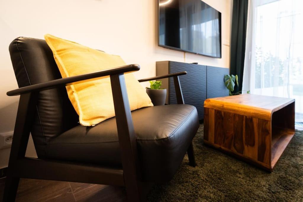 Gold Garden Terrace Apartment Brno Buitenkant foto